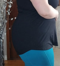 Load image into Gallery viewer, Reversible Tank Top, Black