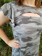 Load image into Gallery viewer, Sandie Flutter Sleeve Keyhole top Grey Camo
